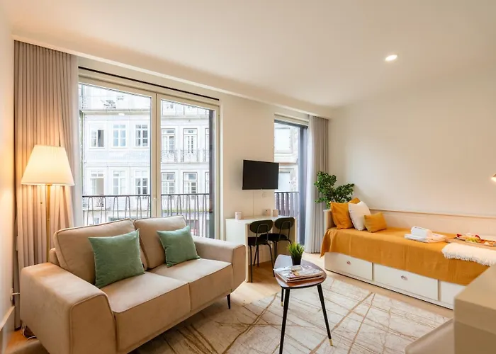Hostwise - Stylish & Bright Studio